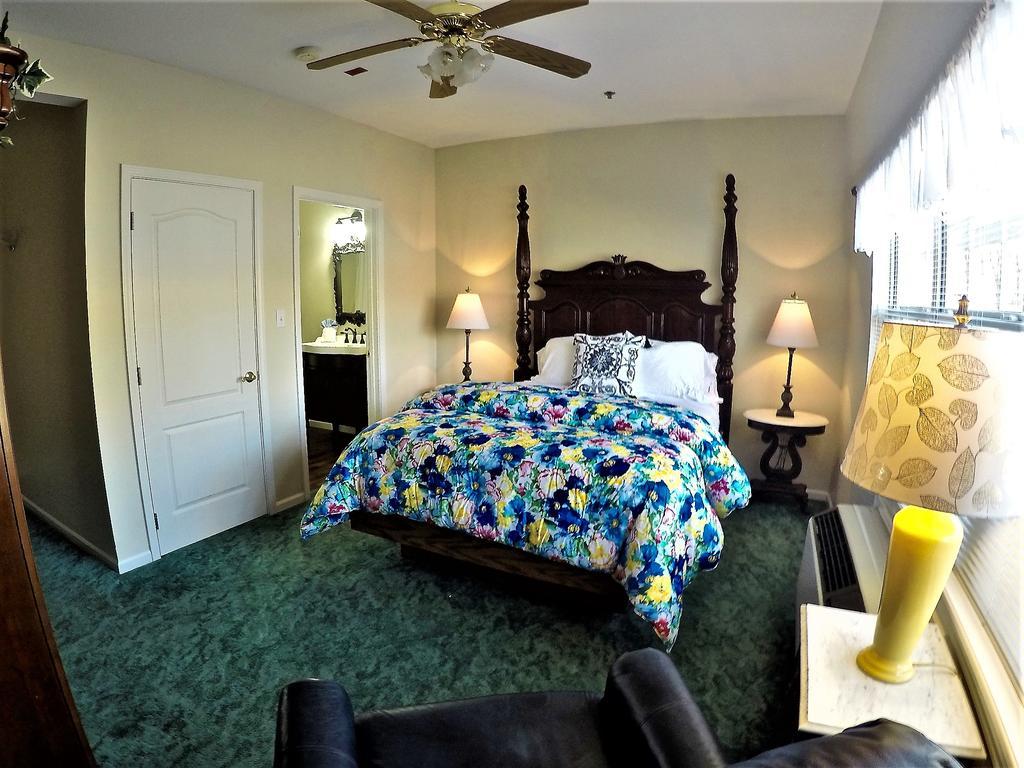 Bradford House Bed And Breakfast Branson Bagian luar foto