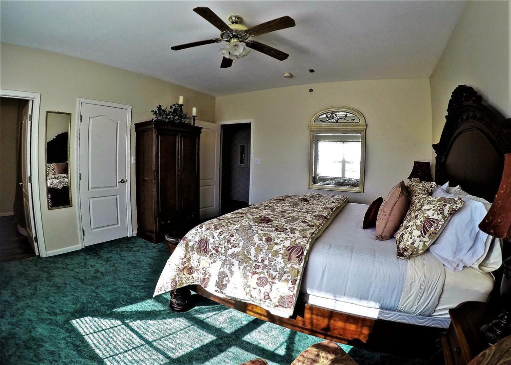 Bradford House Bed And Breakfast Branson Bagian luar foto
